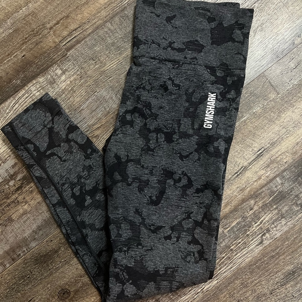 Gymshark animal adapt legging